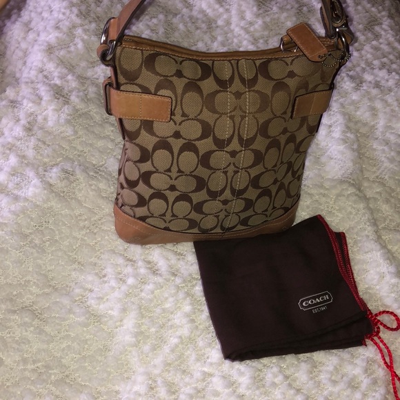 Leather and logo Coach Purse with Dust Bag - Picture 1 of 8